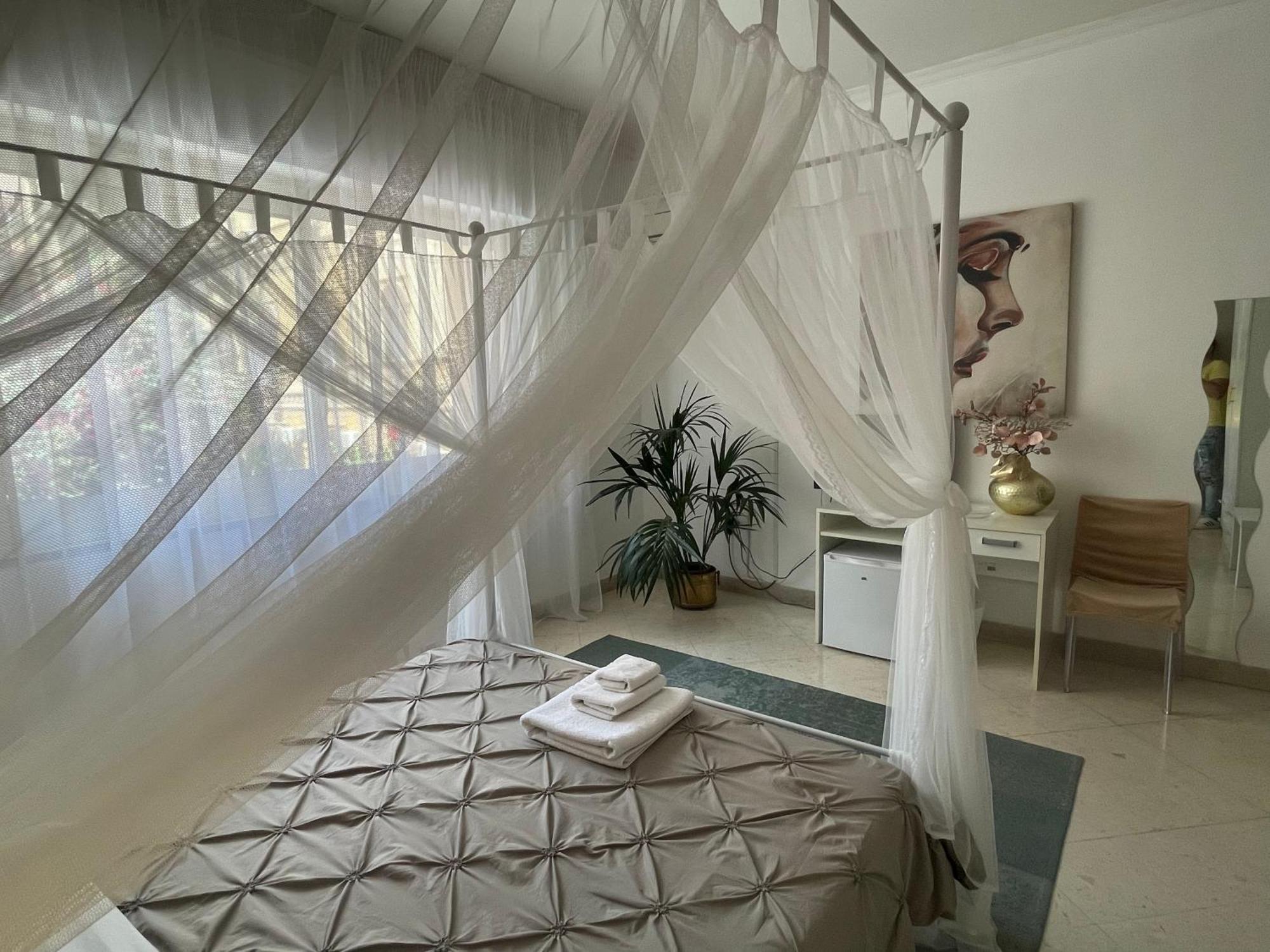 Al Politeama Rooms B&B Палермо Екстер'єр фото